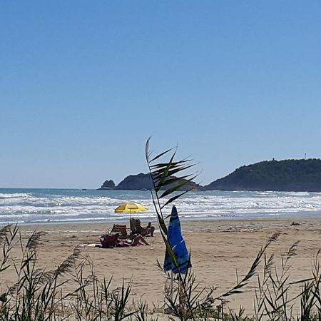 ホテル La Dimora In Riva Al Mare ヴィエステ エクステリア 写真