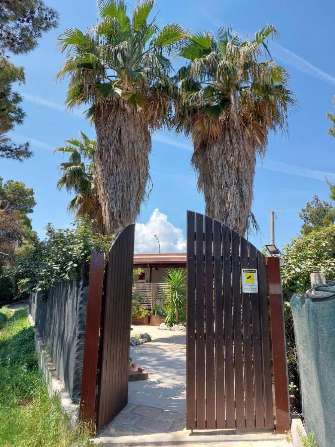 ホテル La Dimora In Riva Al Mare ヴィエステ エクステリア 写真