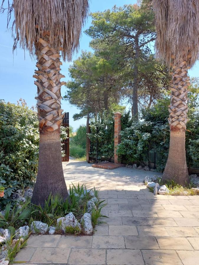 ホテル La Dimora In Riva Al Mare ヴィエステ エクステリア 写真